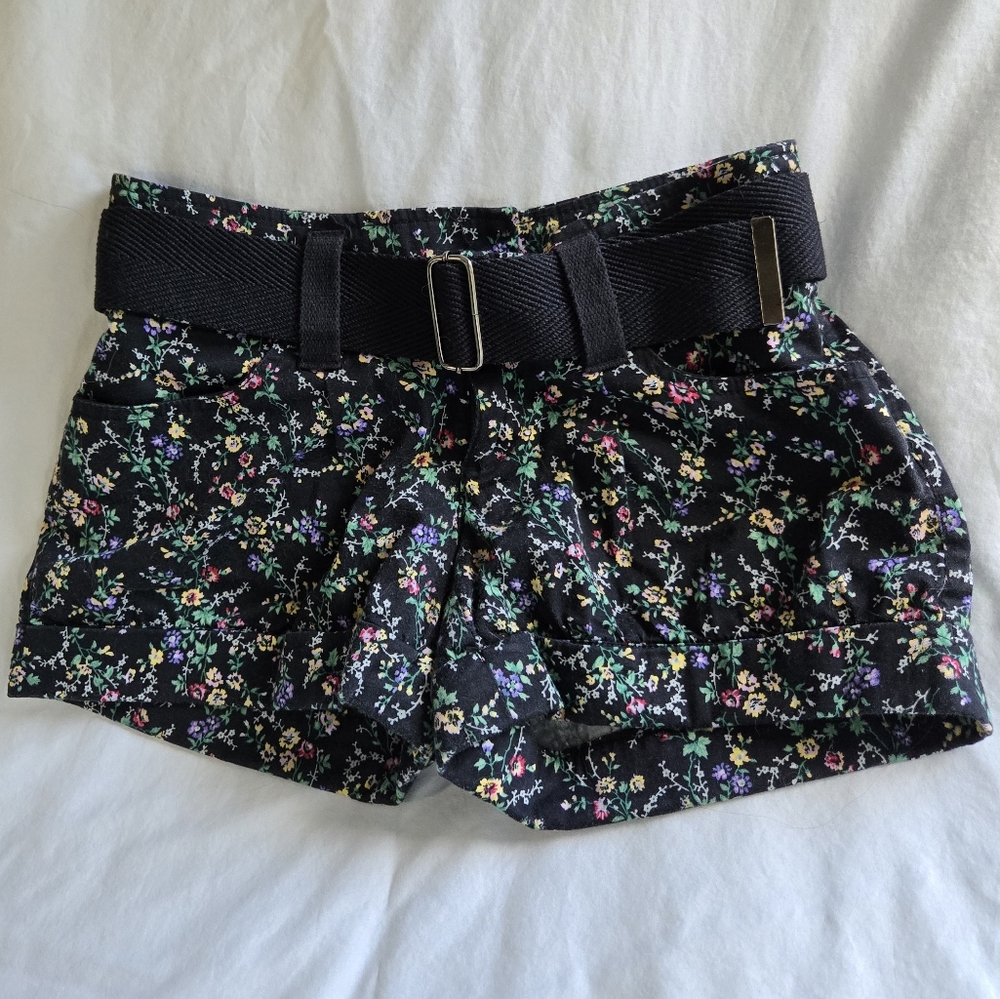 Floral Women's Shorts with Belt